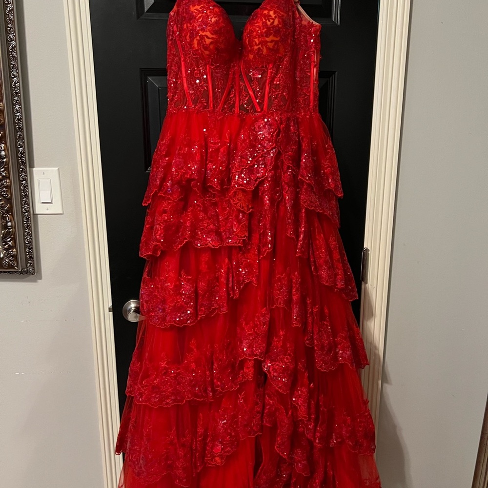 Off Shoulder, Sheer Corset Bodice, Sequin Lace, V-Back, High Slit, Court Train - Picture 1 of 6